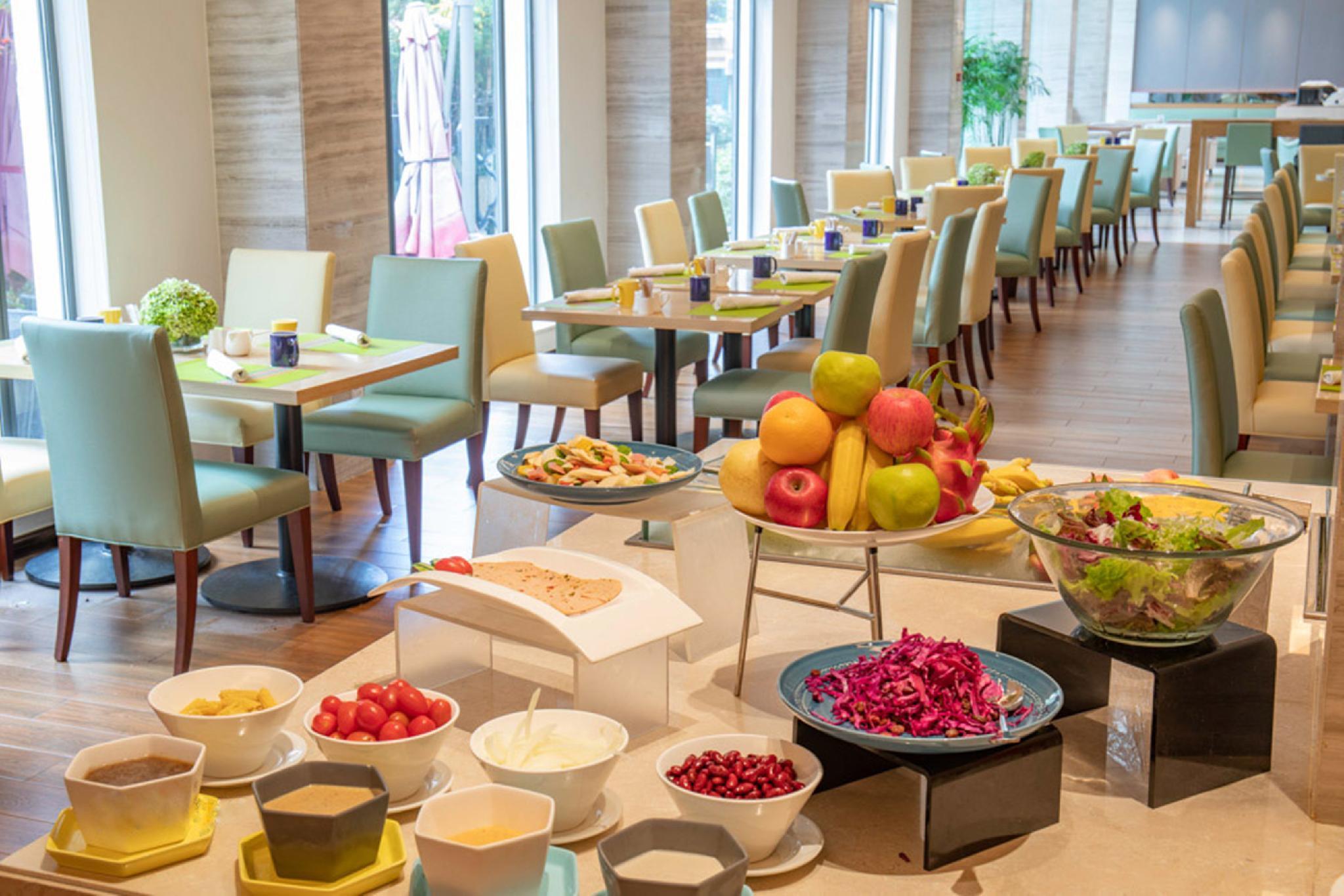 Holiday Inn Shanghai Hongqiao Central By Ihg Exterior foto