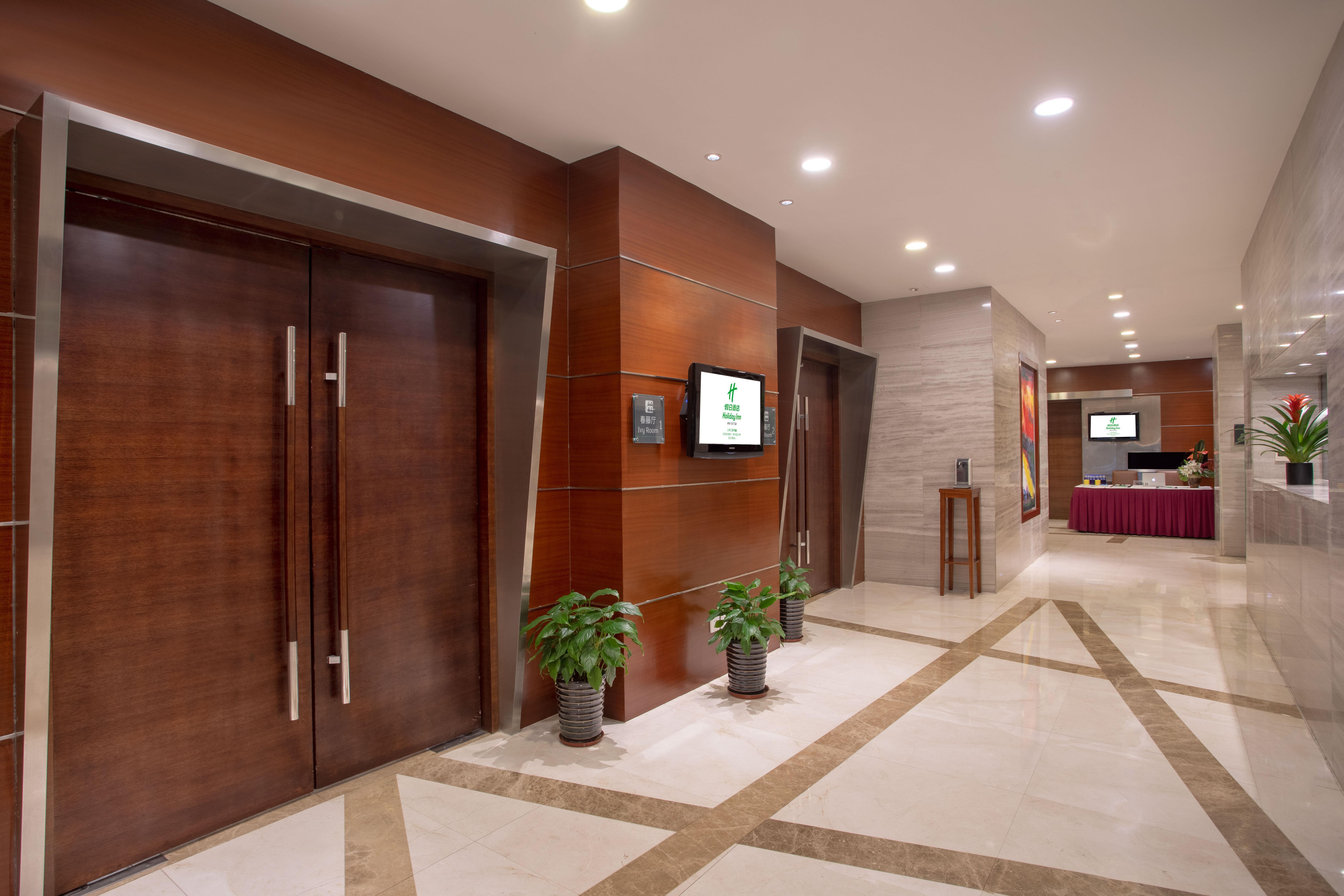 Holiday Inn Shanghai Hongqiao Central By Ihg Exterior foto