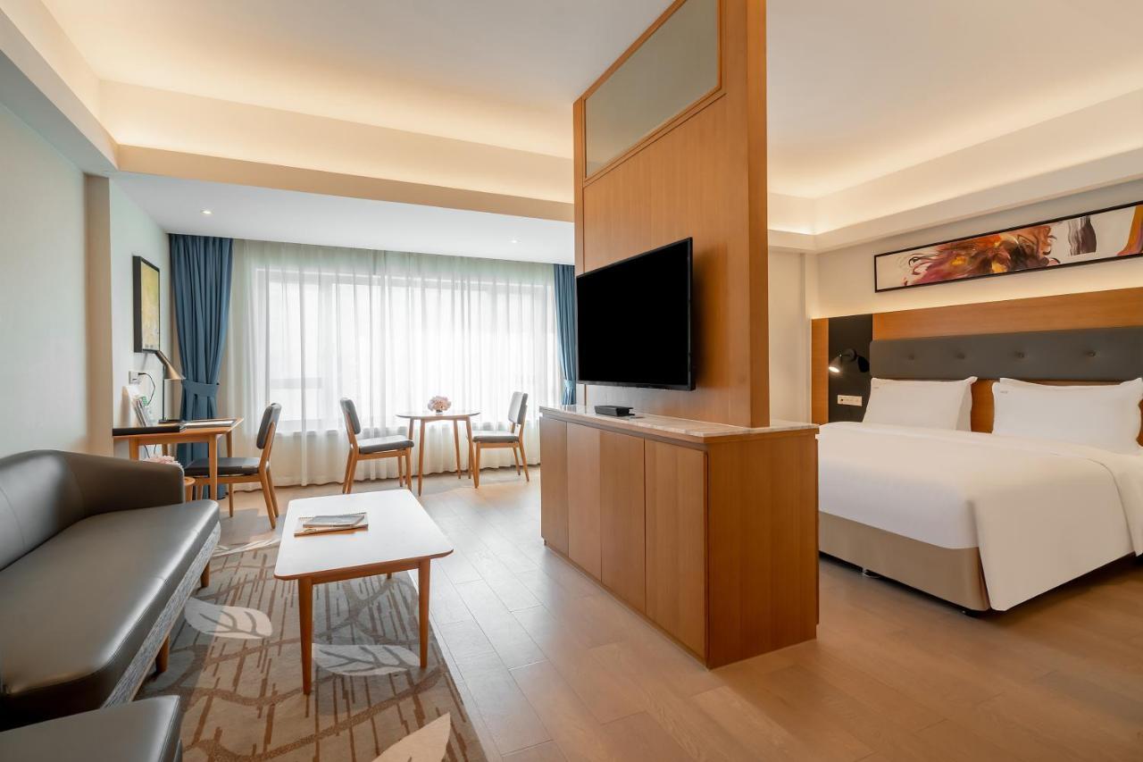 Holiday Inn Shanghai Hongqiao Central By Ihg Exterior foto
