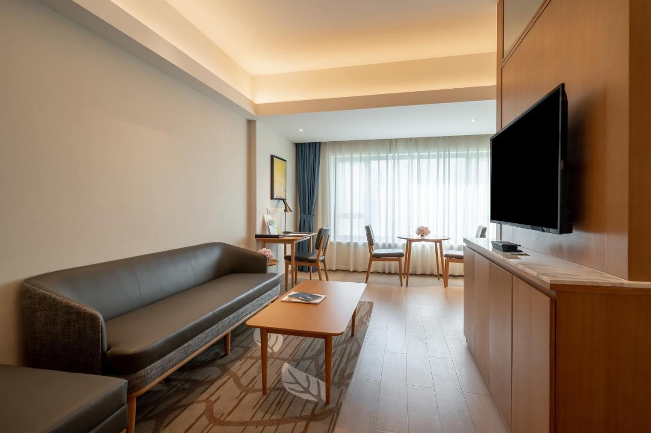 Holiday Inn Shanghai Hongqiao Central By Ihg Exterior foto